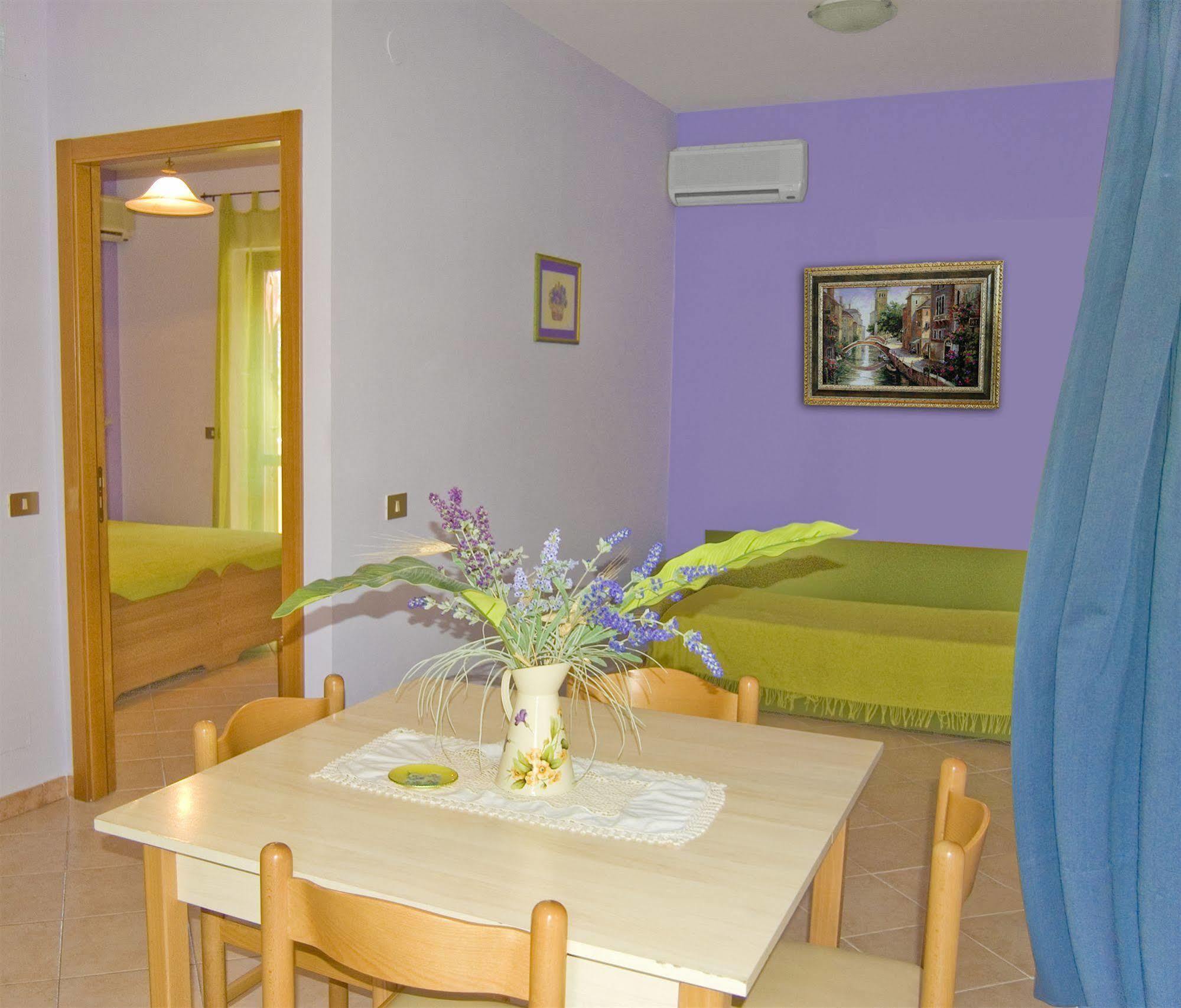 Residence Villa Il Glicine Taormina Exteriör bild